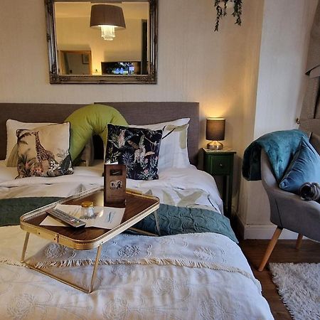 The Ocean Guest House Уеймут Екстериор снимка