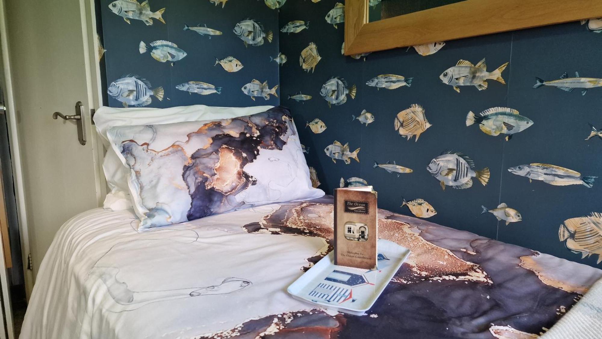 The Ocean Guest House Уеймут Екстериор снимка