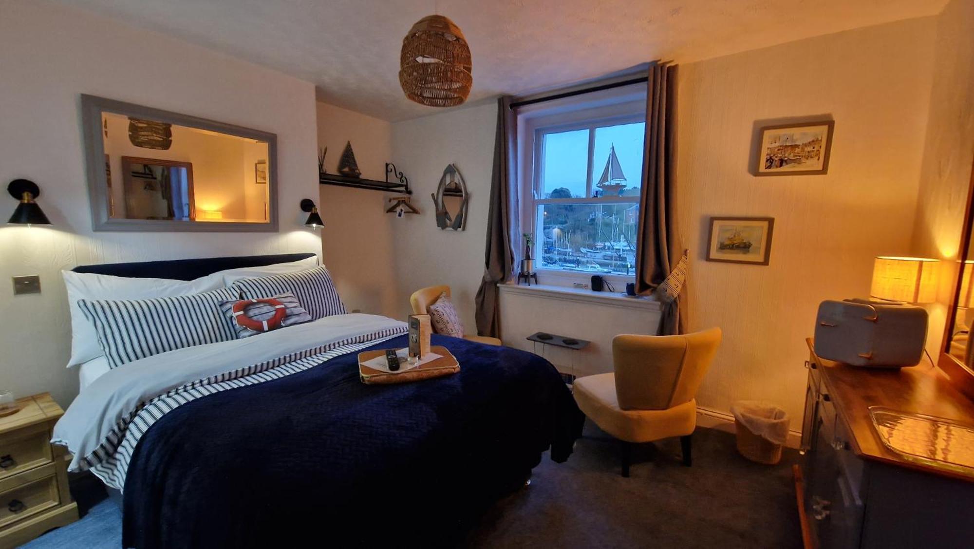The Ocean Guest House Уеймут Екстериор снимка